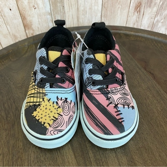 Vans Era Elastic Lace Nightmare Before Christmas Sally Sneaker Size 5.5 Toddler - Picture 2 of 12